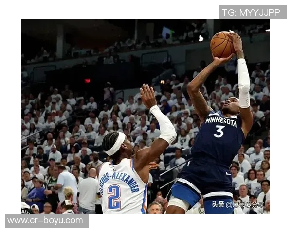 兰德尔半场表现出色9投6中助力球队三分球命中率高达667