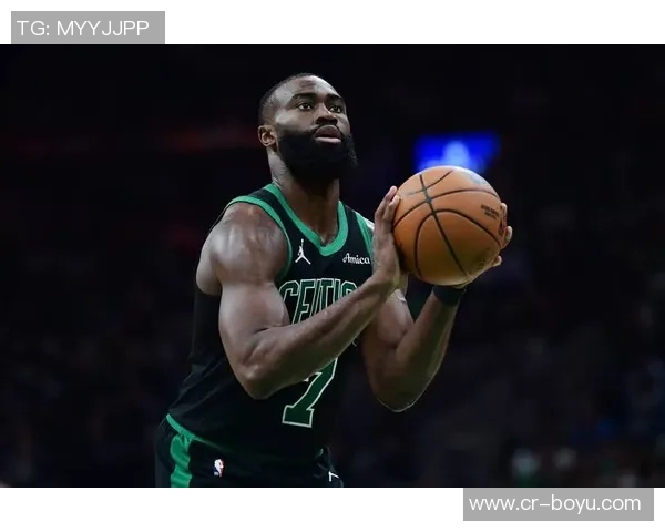 杰伦布朗表现出色却难挽败局17投10中罚球9中8独砍30分3板3助