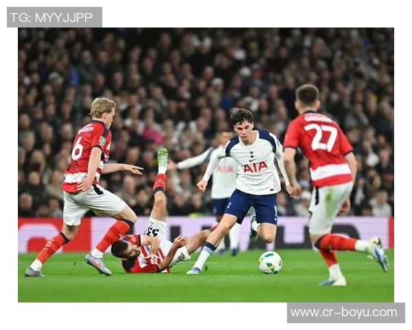 帕利尼亚转会拜仁遭冷遇热刺替补身份让3000万买断成难题